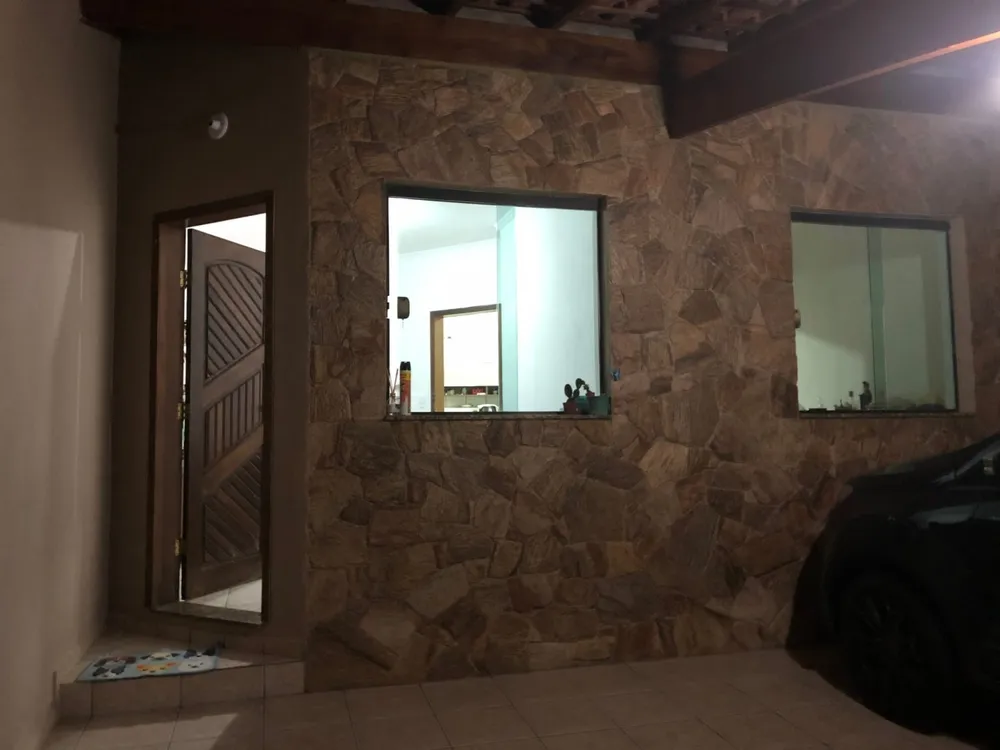 Casa, 3 quartos, 74 m² - Foto 1