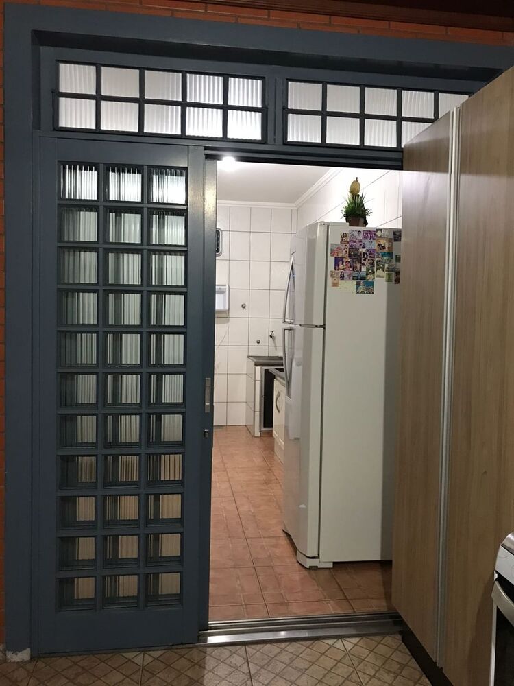Casa, 3 quartos, 232 m² - Foto 1