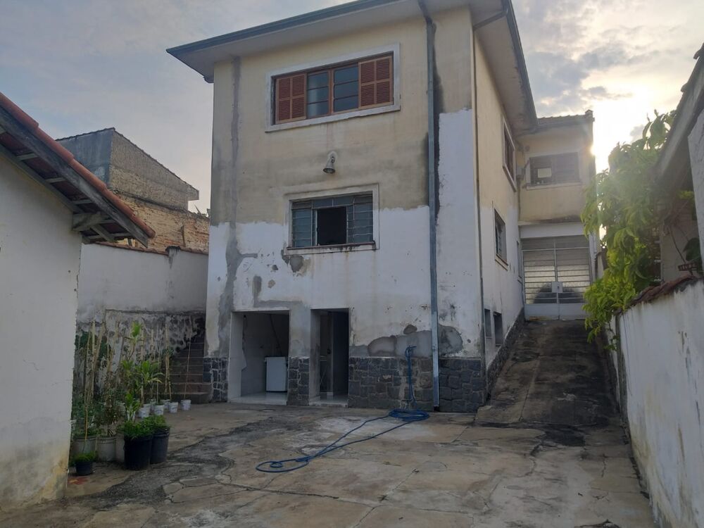 Casa para alugar com 3 quartos, 350m² - Foto 8