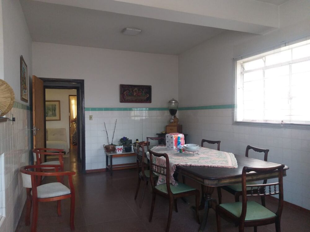 Casa para alugar com 3 quartos, 350m² - Foto 6