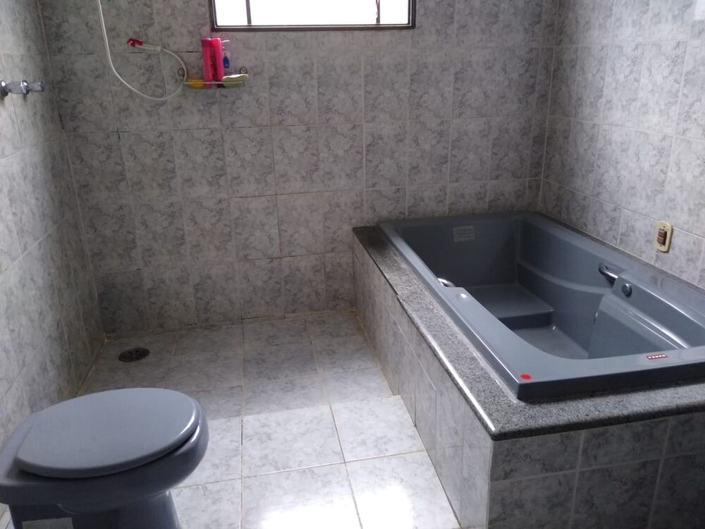 Casa à venda com 2 quartos, 87m² - Foto 1