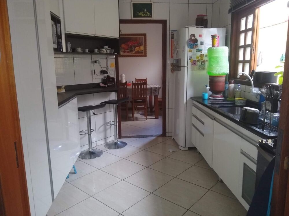 Casa, 3 quartos, 212 m² - Foto 3