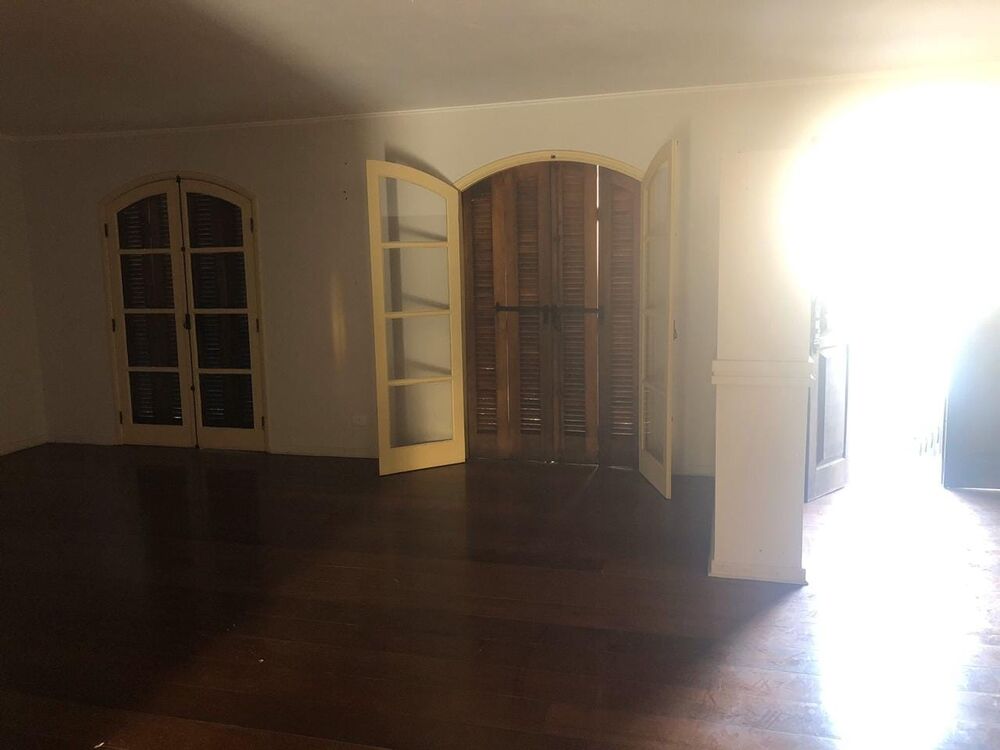 Casa à venda com 3 quartos, 380m² - Foto 18