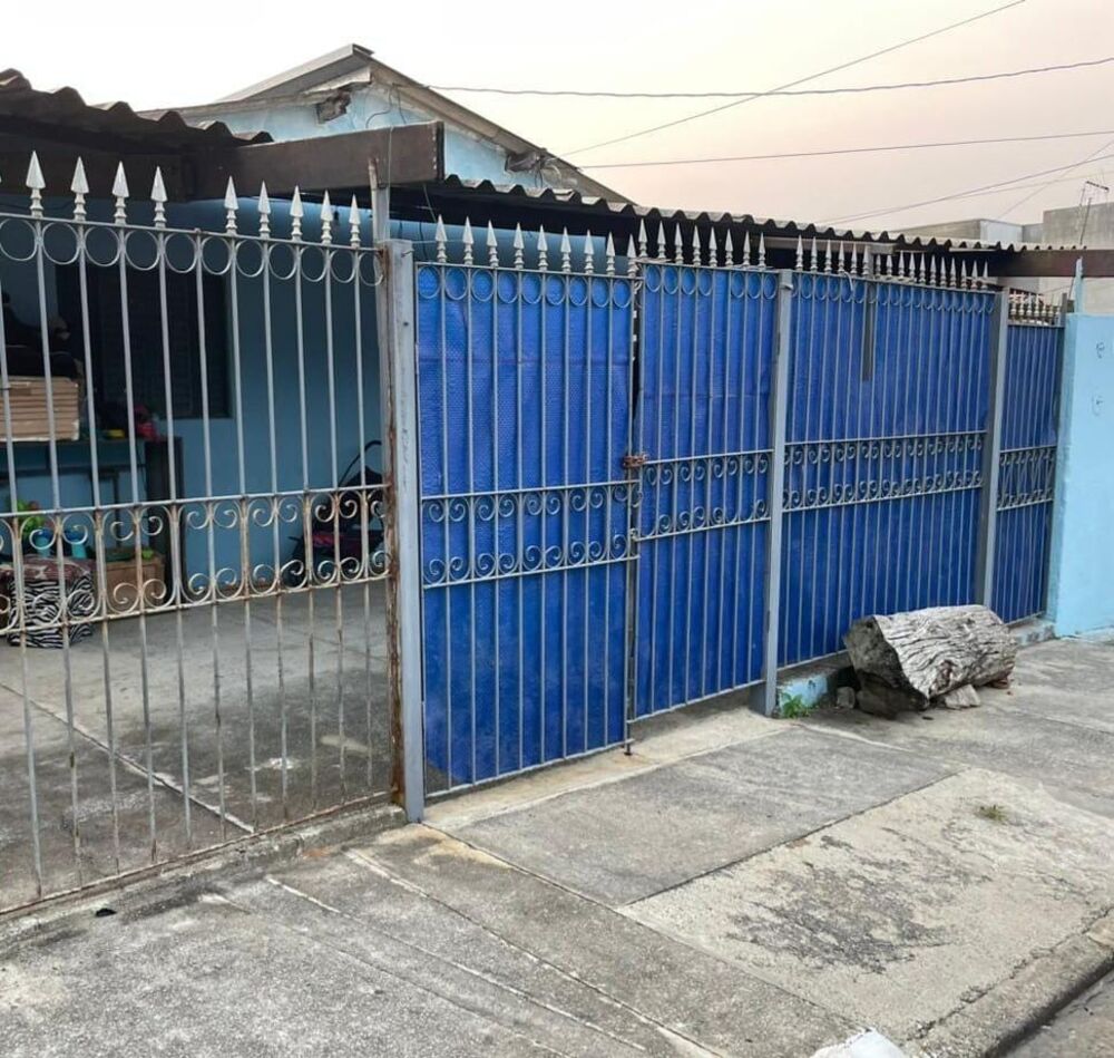 Casa à venda com 2 quartos, 83m² - Foto 1