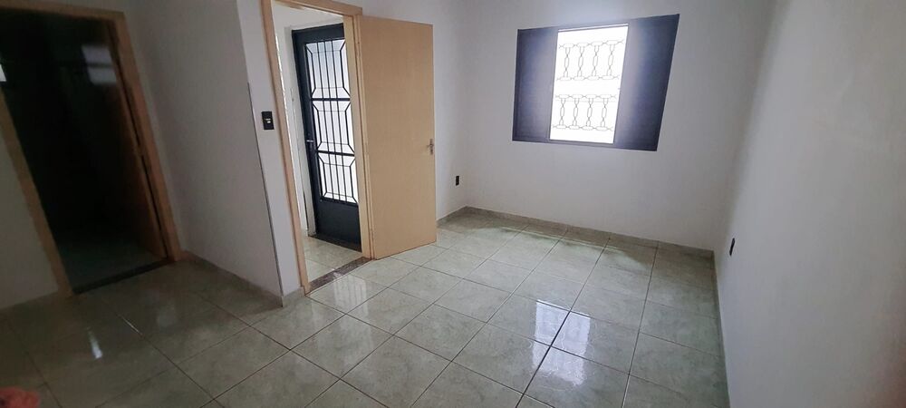 Casa, 4 quartos, 150 m² - Foto 3