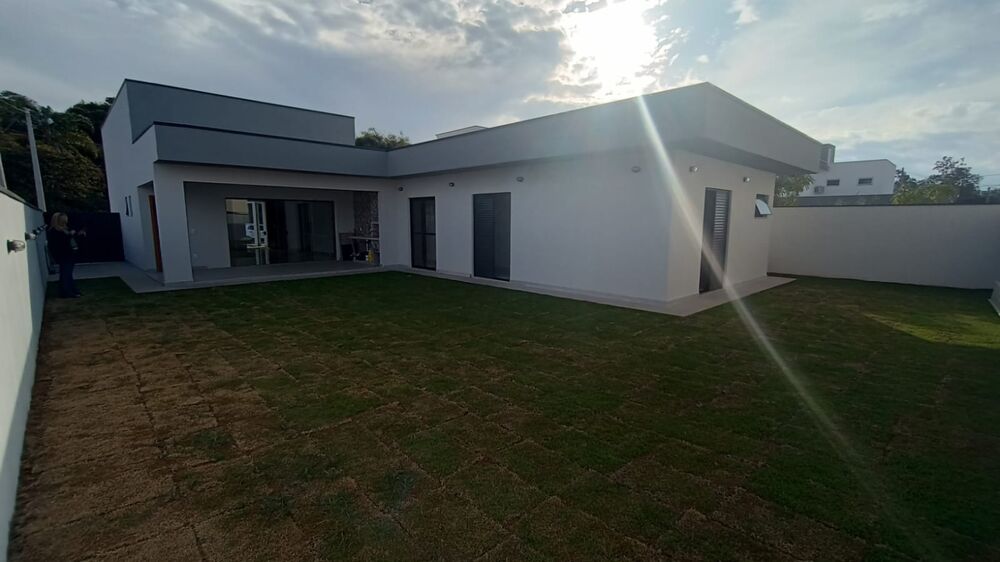 Casa, 3 quartos, 246 m² - Foto 2