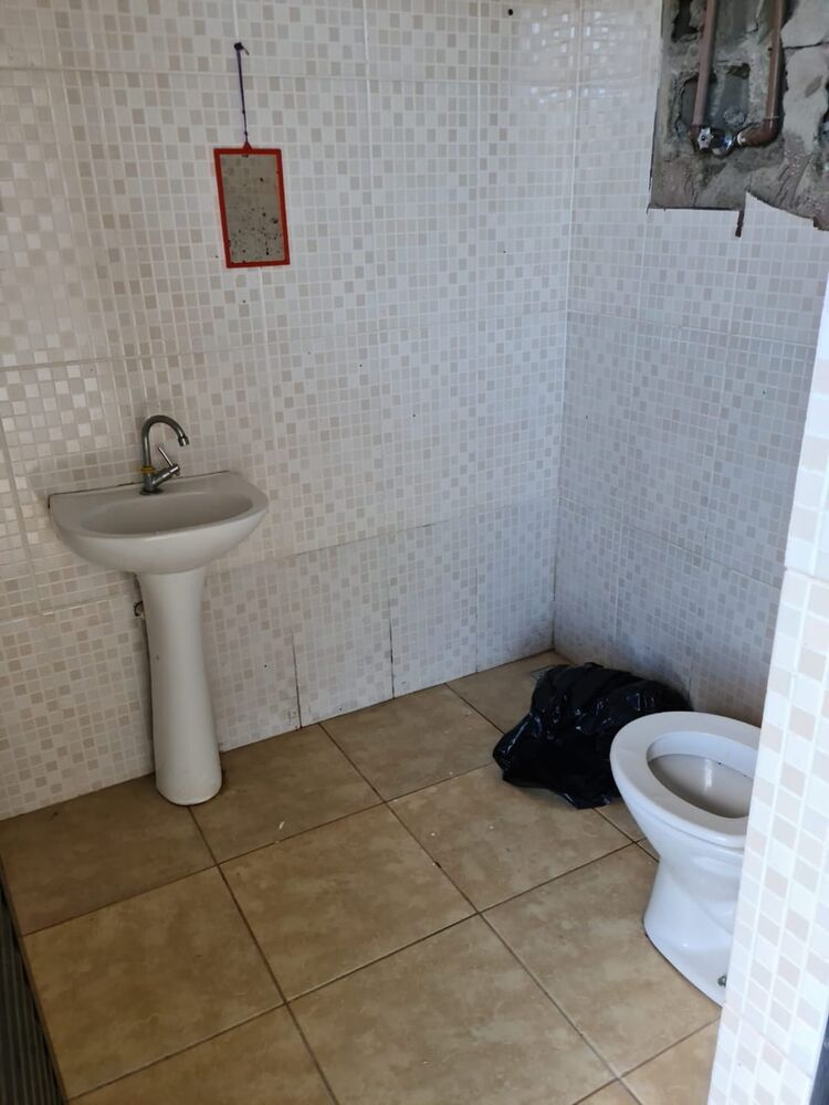 Chácara à venda com 2 quartos, 200m² - Foto 1