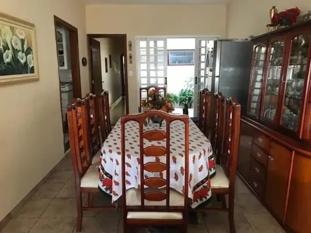 Casa, 3 quartos, 168 m² - Foto 3