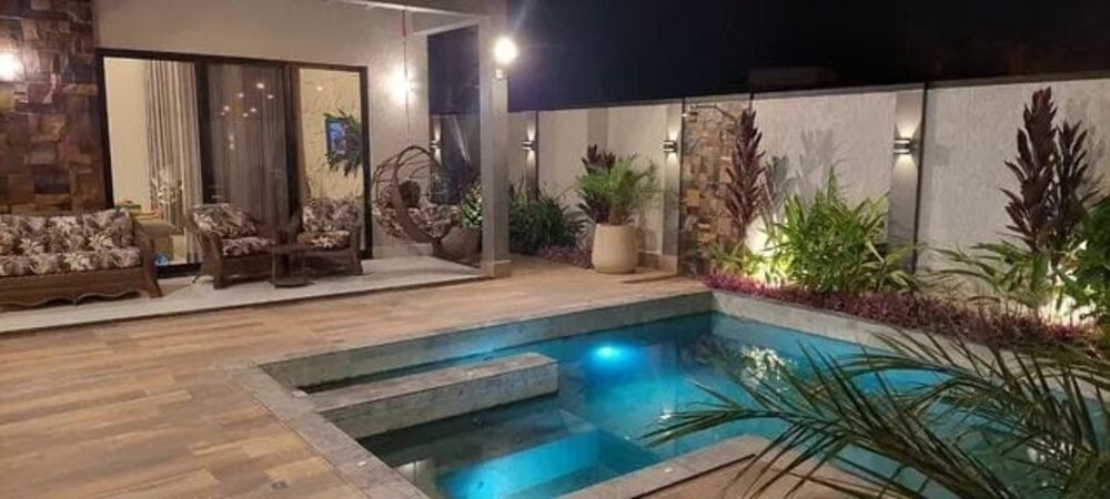 Casa de Condomínio à venda com 3 quartos, 282m² - Foto 1