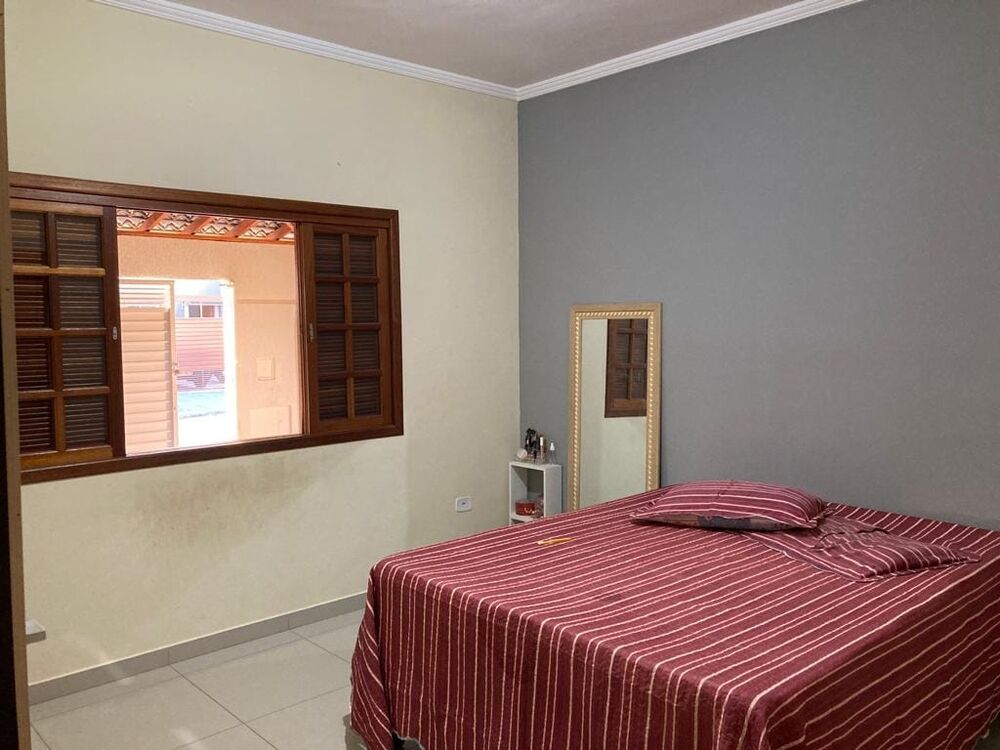 Casa, 2 quartos, 175 m² - Foto 1