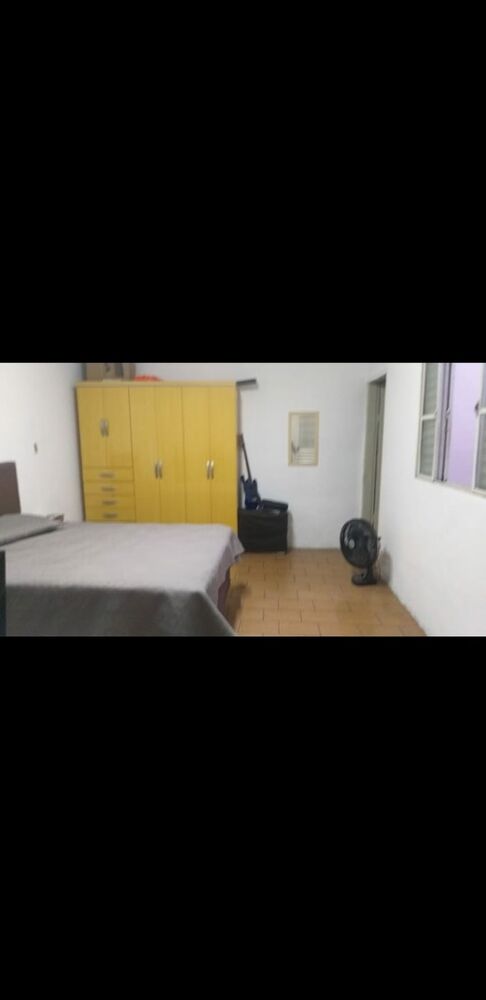 Casa à venda com 7 quartos, 300m² - Foto 1