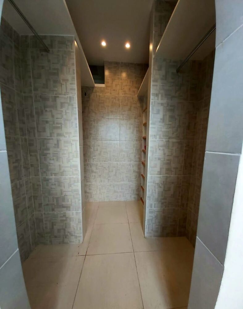Casa, 3 quartos, 375 m² - Foto 1