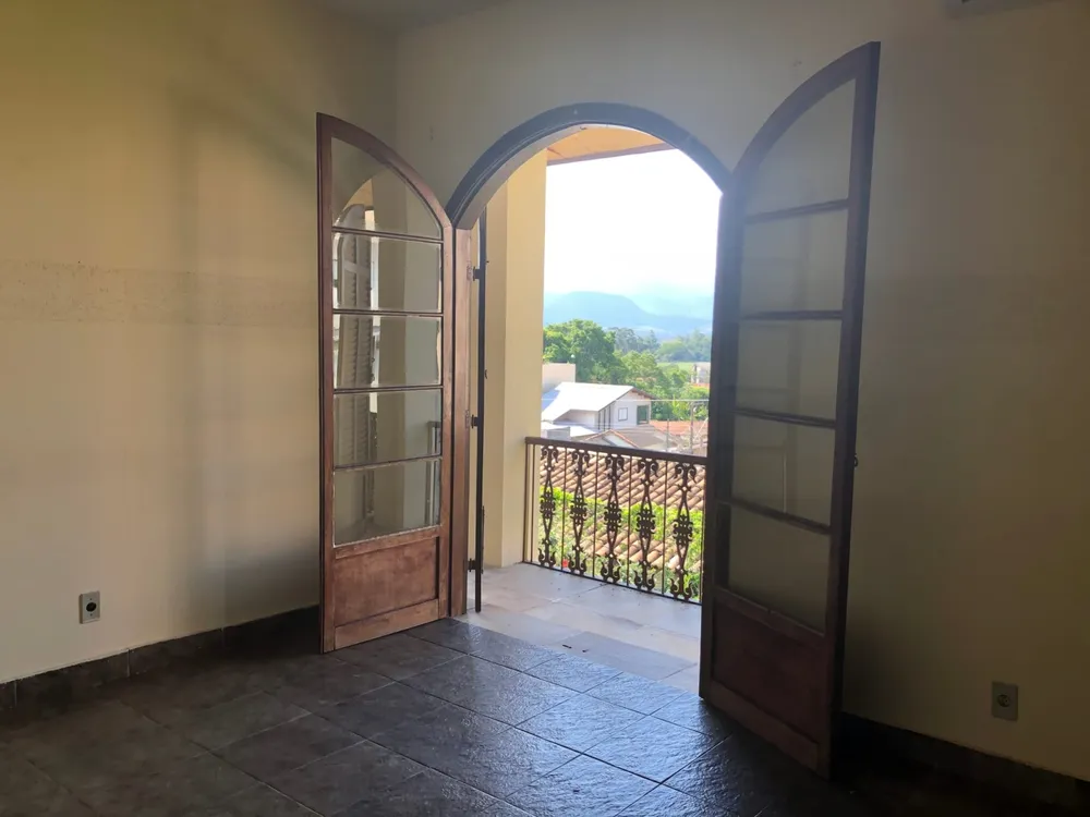 Casa, 4 quartos, 462 m² - Foto 2