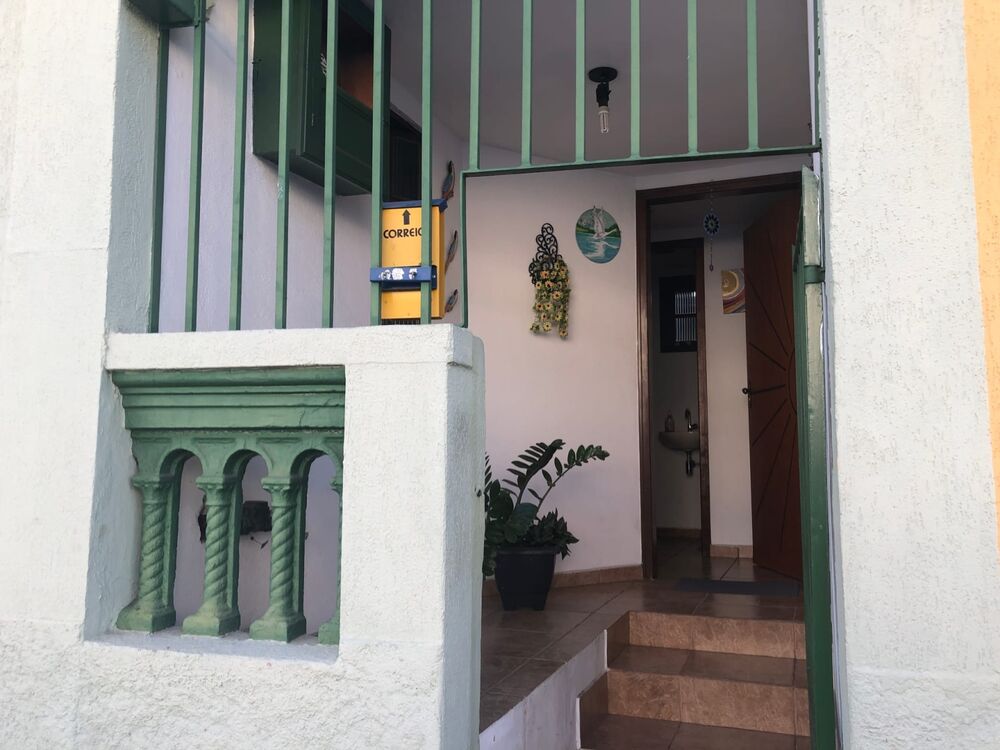 Casa à venda com 2 quartos, 106m² - Foto 1