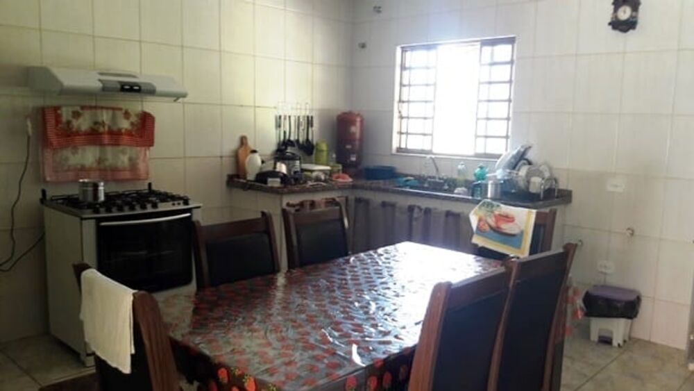 Chácara à venda com 3 quartos, 250m² - Foto 11