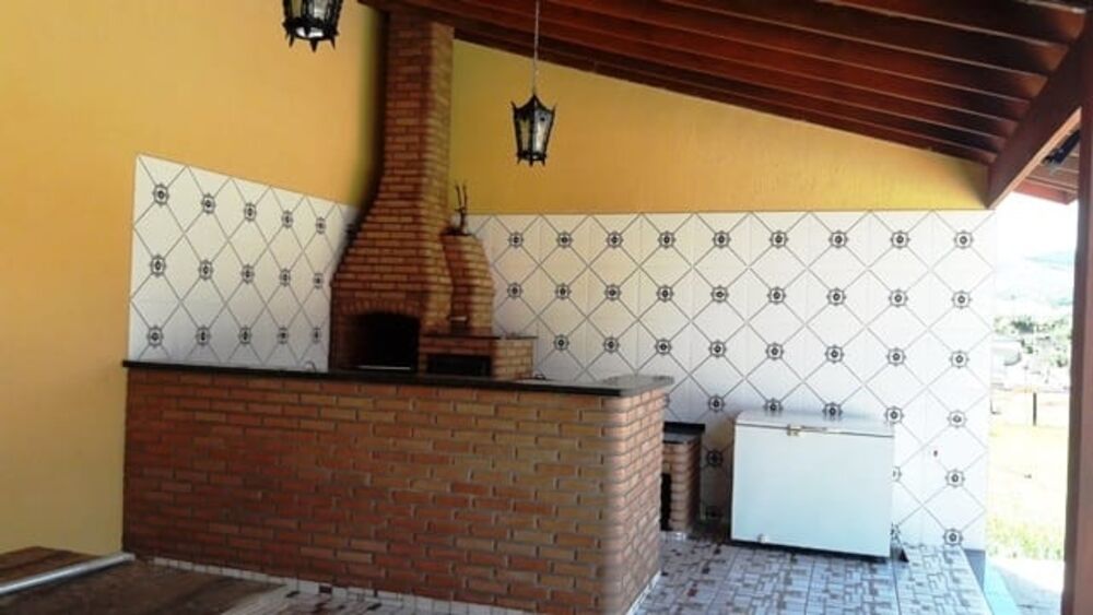 Chácara à venda com 3 quartos, 250m² - Foto 4
