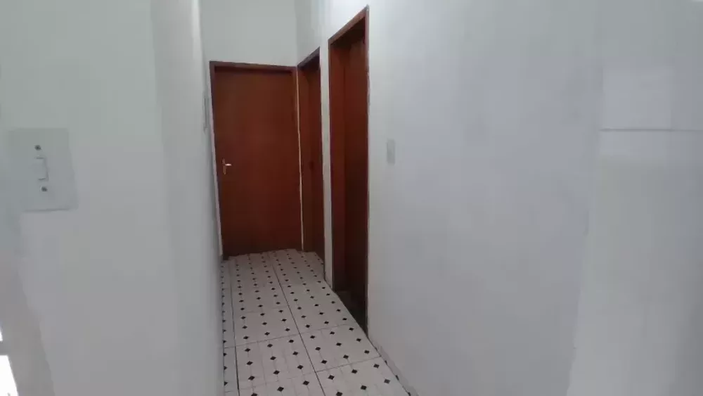 Casa à venda com 2 quartos, 71m² - Foto 7