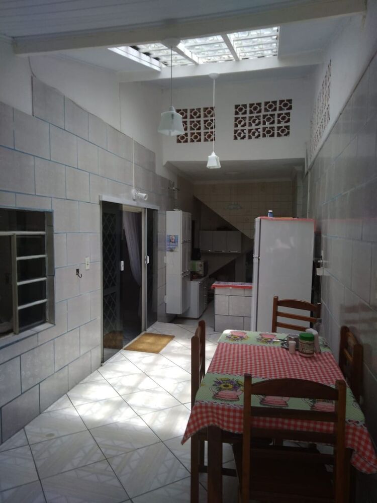 Sobrado, 2 quartos, 266 m² - Foto 1
