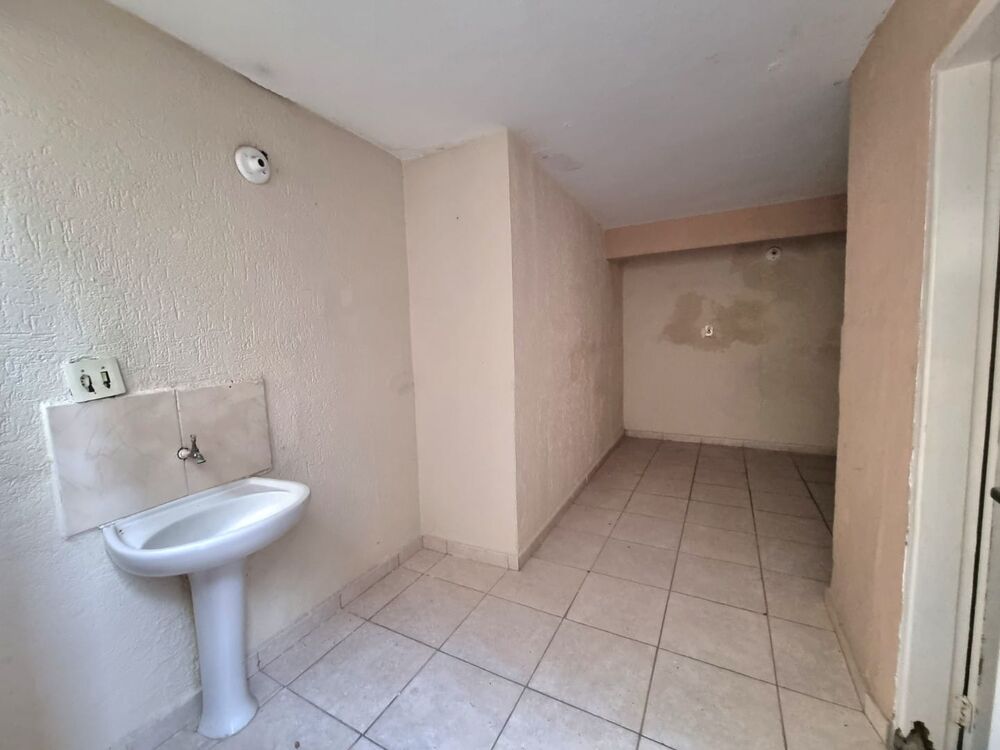 Casa à venda com 4 quartos, 182m² - Foto 16