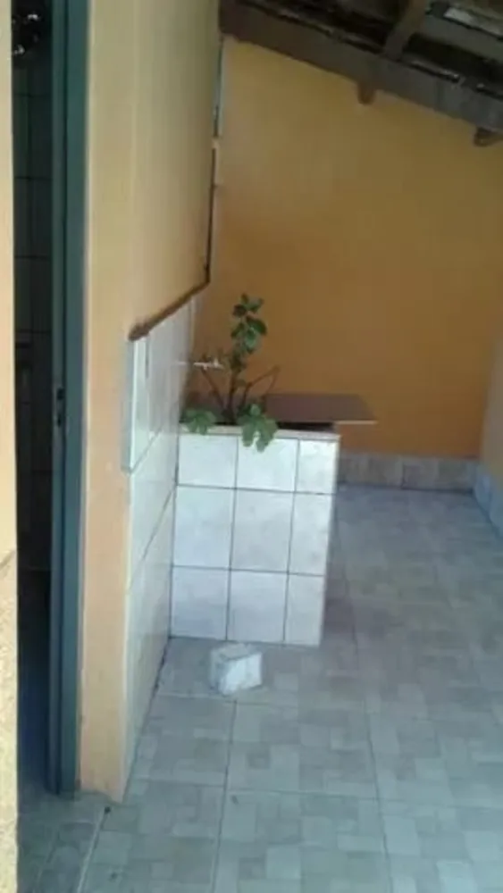Casa, 5 quartos, 180 m² - Foto 2