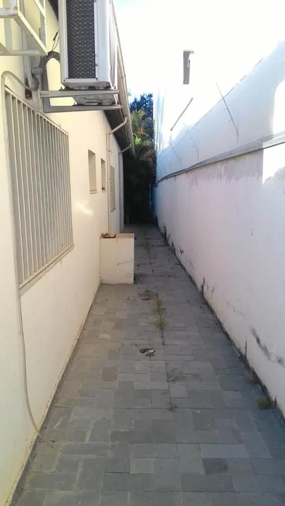 Casa, 5 quartos, 305 m² - Foto 3