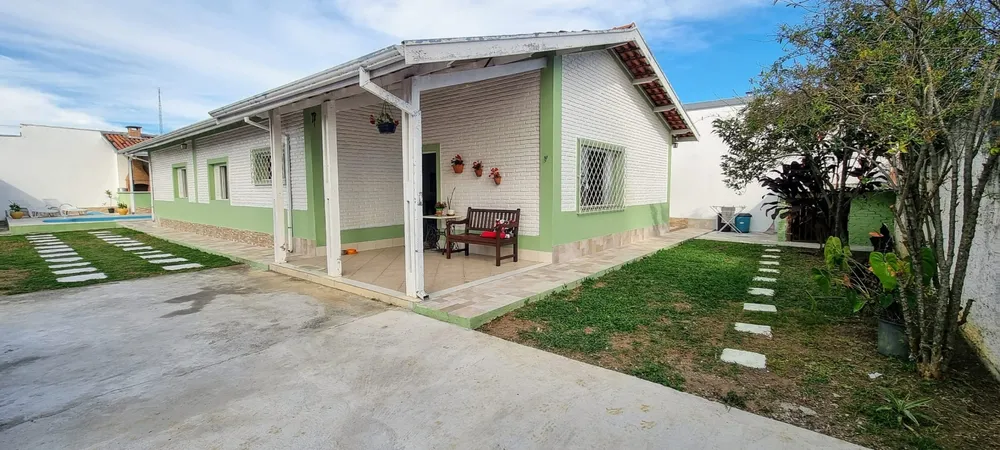 Casa, 5 quartos, 145 m² - Foto 1