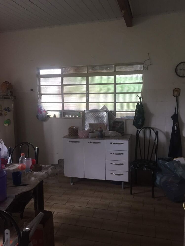 Chácara à venda com 4 quartos, 150m² - Foto 2