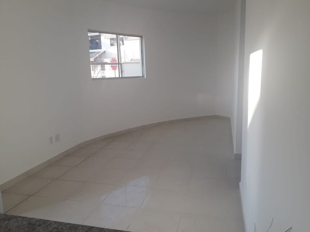 Casa à venda com 3 quartos, 86m² - Foto 4