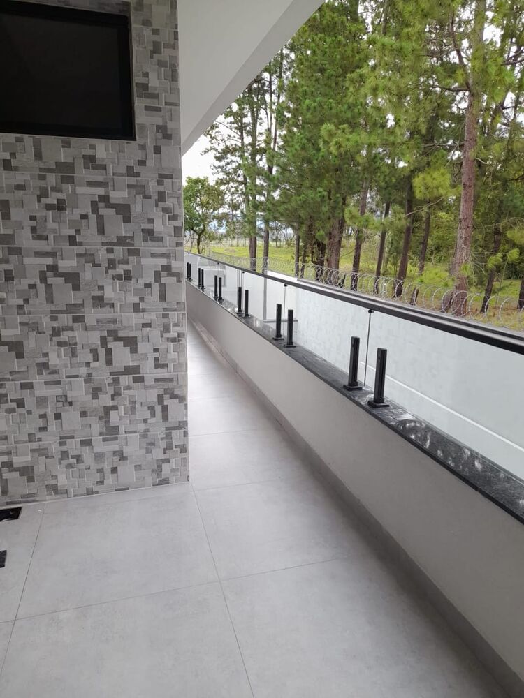 Sobrado à venda com 4 quartos, 320m² - Foto 3
