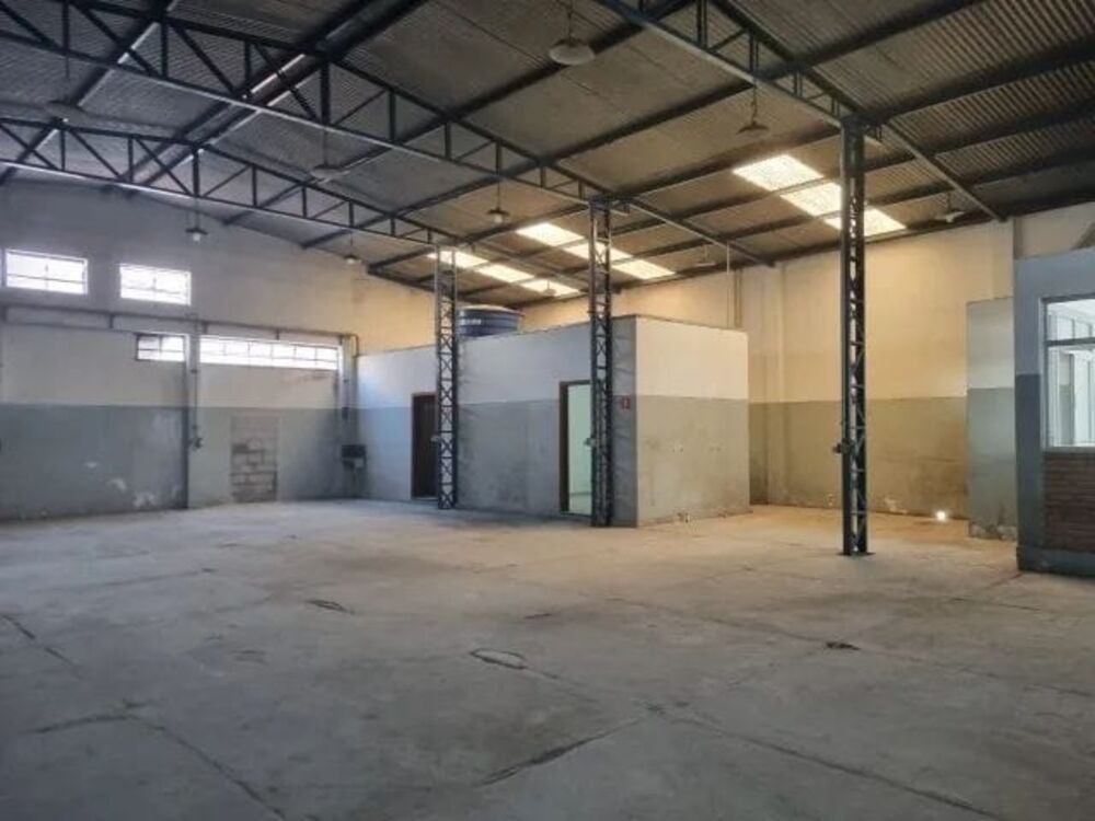 Depósito-Galpão-Armazém à venda, 300m² - Foto 2