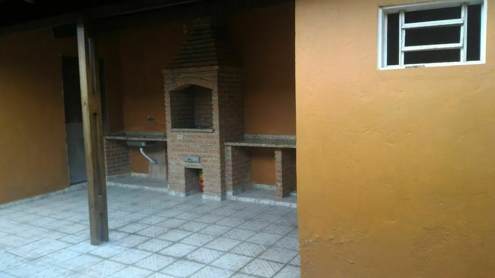 Casa, 2 quartos, 230 m² - Foto 1