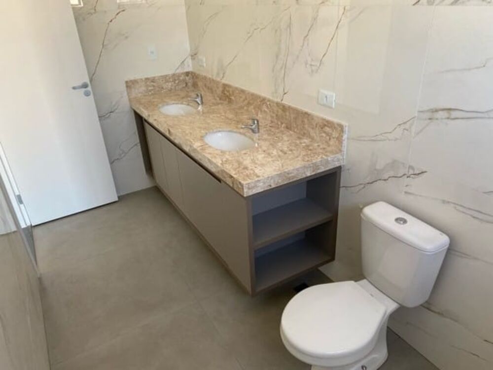 Sobrado, 4 quartos, 212 m² - Foto 2