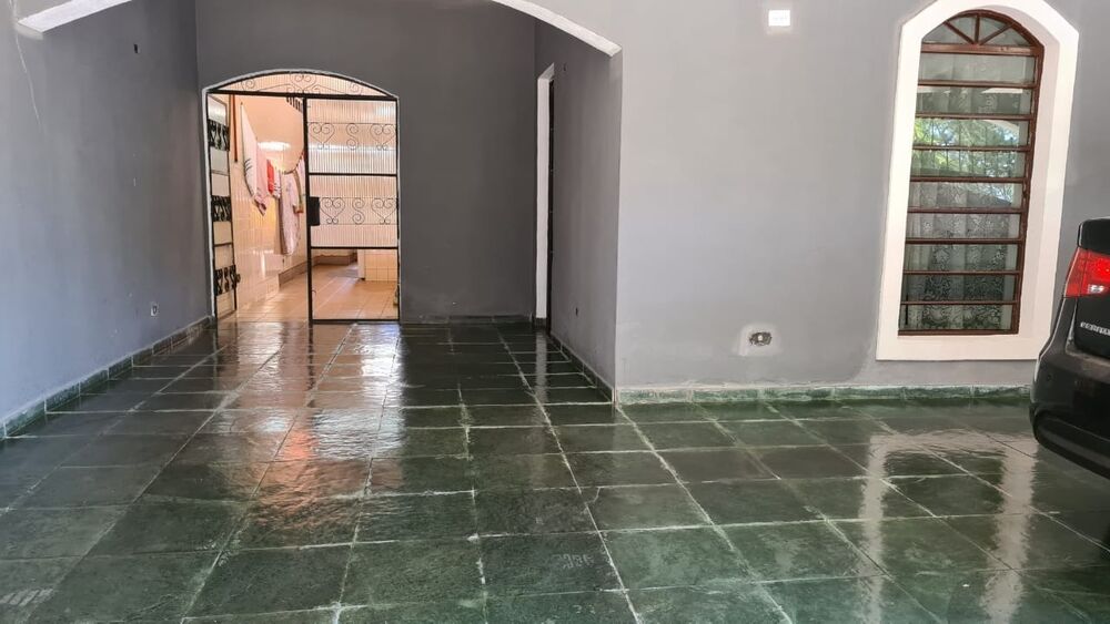 Casa à venda com 3 quartos, 250m² - Foto 4