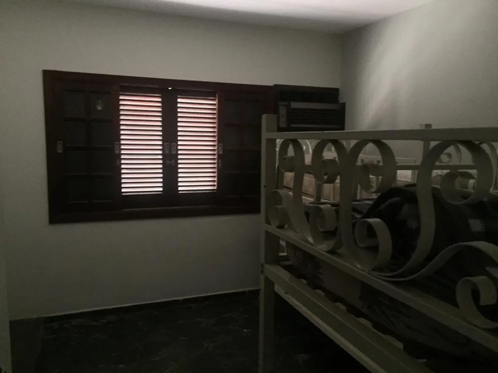 Casa, 5 quartos, 200 m² - Foto 4