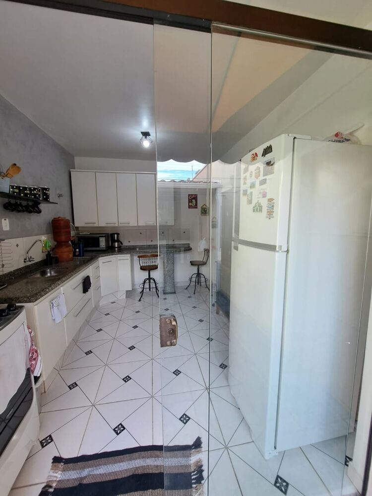 Casa à venda com 4 quartos, 170m² - Foto 26