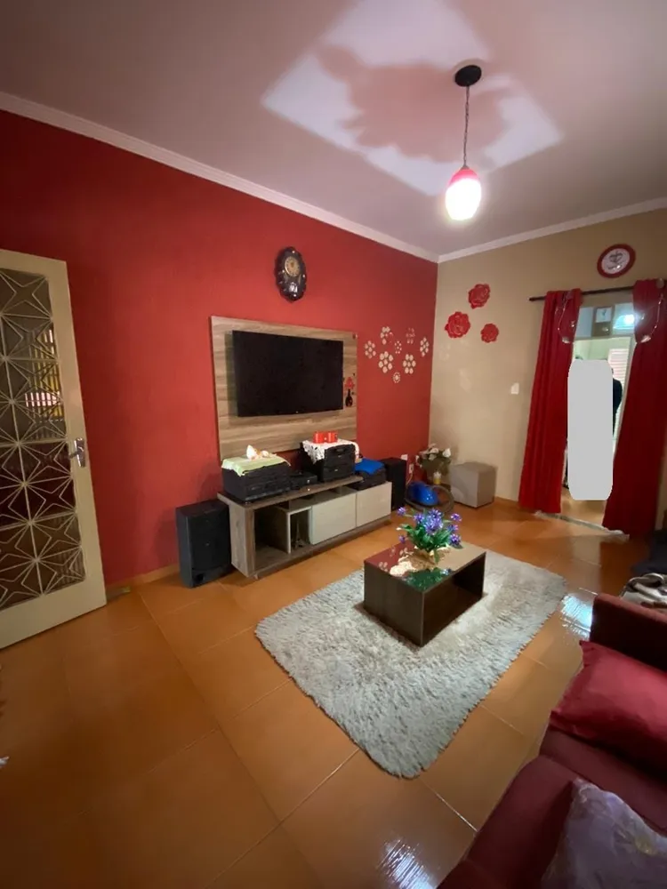 Casa, 3 quartos, 180 m² - Foto 1