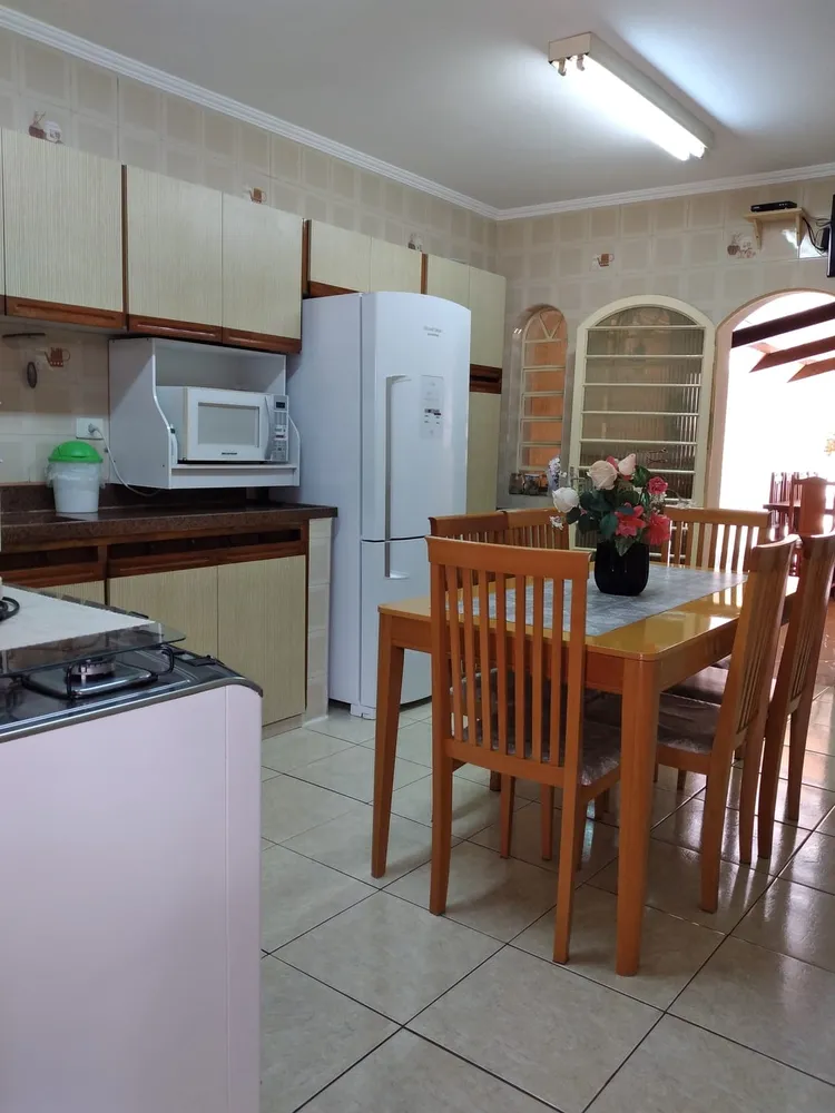 Casa, 3 quartos, 169 m² - Foto 3