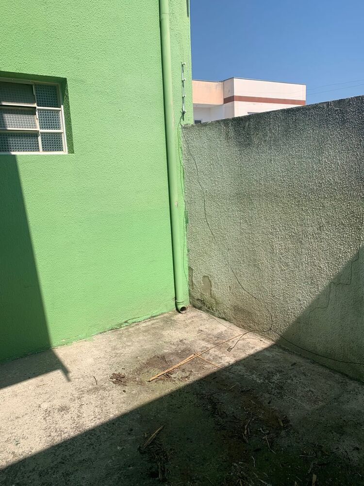 Casa à venda com 2 quartos, 64m² - Foto 11