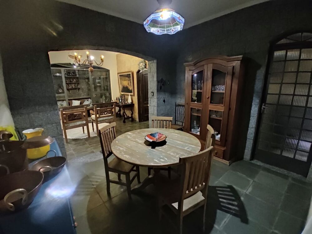 Sobrado à venda com 5 quartos, 300m² - Foto 10