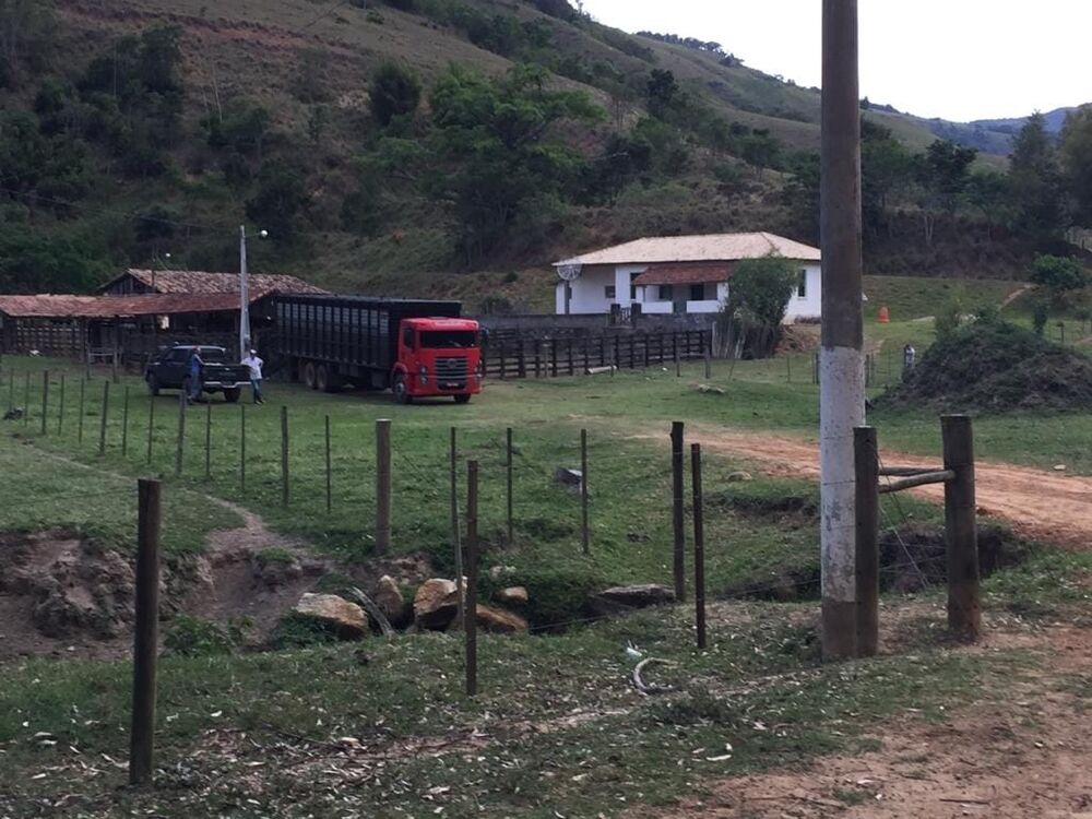 Fazenda à venda com 3 quartos, 4840000m² - Foto 7