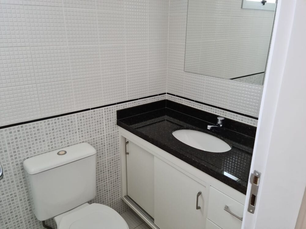 Apartamento à venda com 2 quartos, 76m² - Foto 3