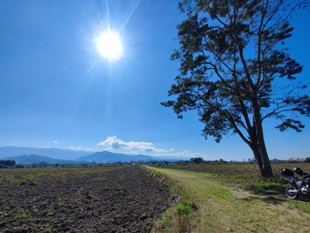 Terreno à venda, 27000m² - Foto 1