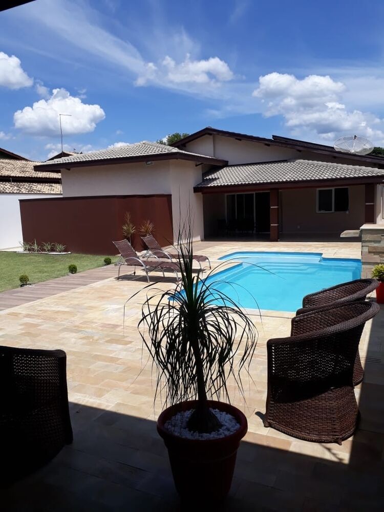 Casa, 3 quartos, 335 m² - Foto 1