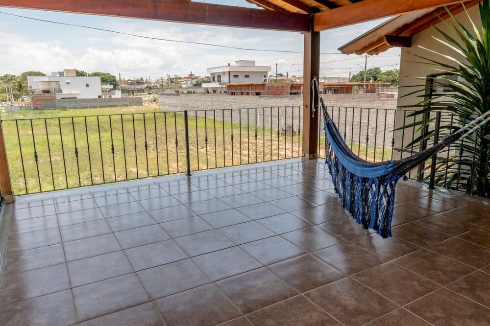 Casa de Condomínio para alugar com 4 quartos, 580m² - Foto 4