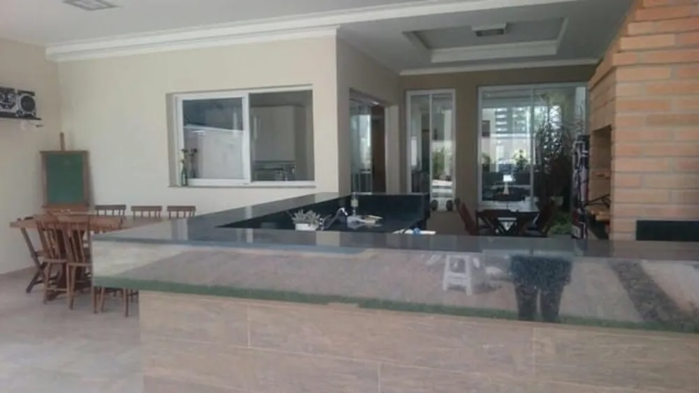 Sobrado, 3 quartos, 254 m² - Foto 1