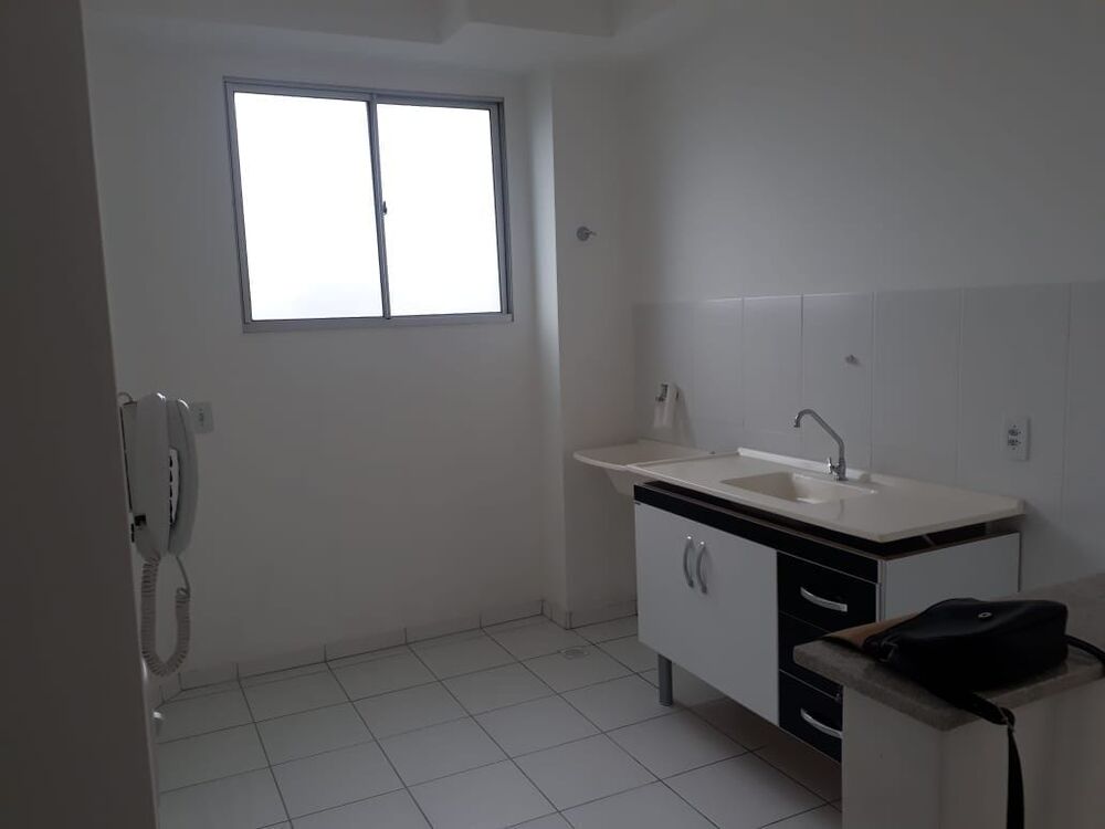 Apartamento à venda com 2 quartos, 48m² - Foto 2