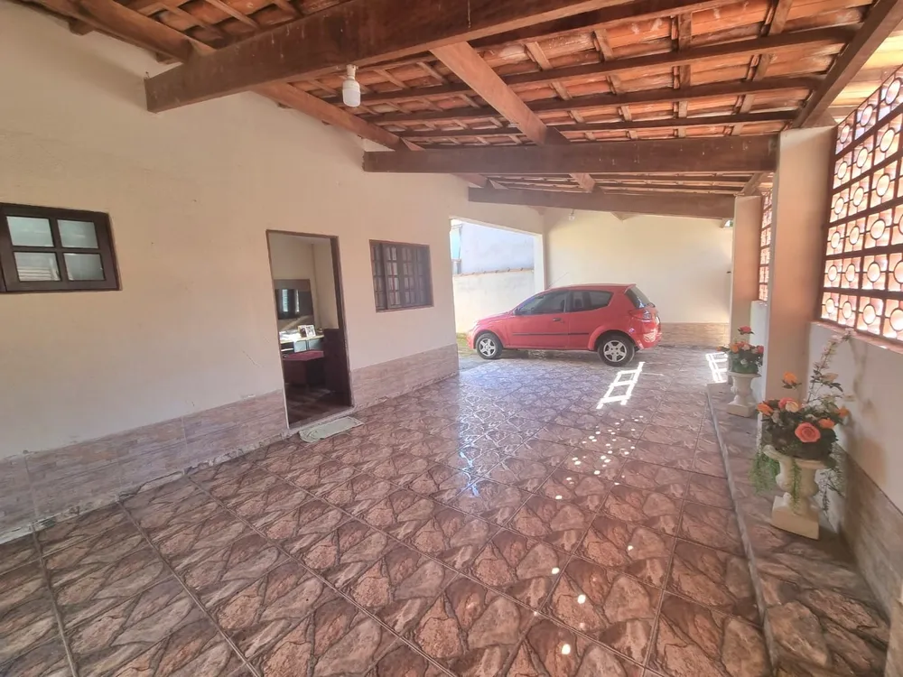 Casa, 3 quartos, 188 m² - Foto 1