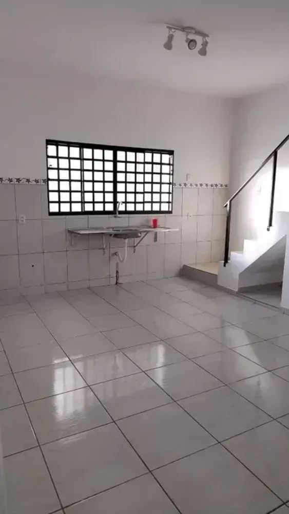 Sobrado, 3 quartos, 231 m² - Foto 2