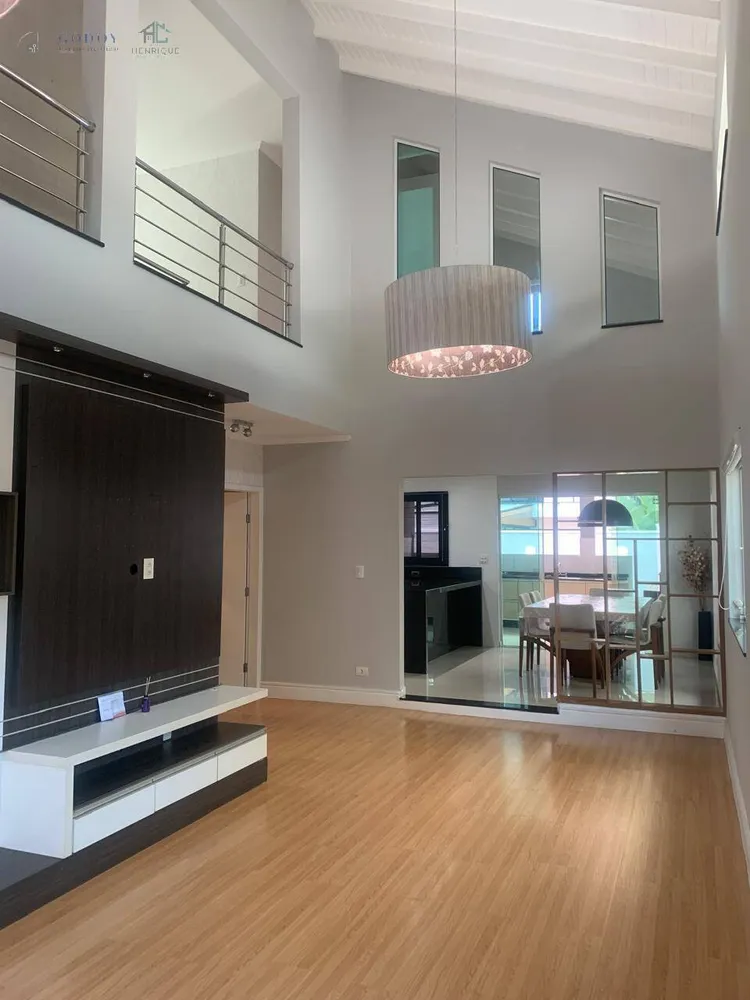 Sobrado, 4 quartos, 240 m² - Foto 4
