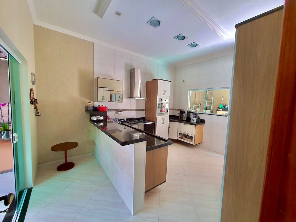 Casa, 3 quartos, 200 m² - Foto 14